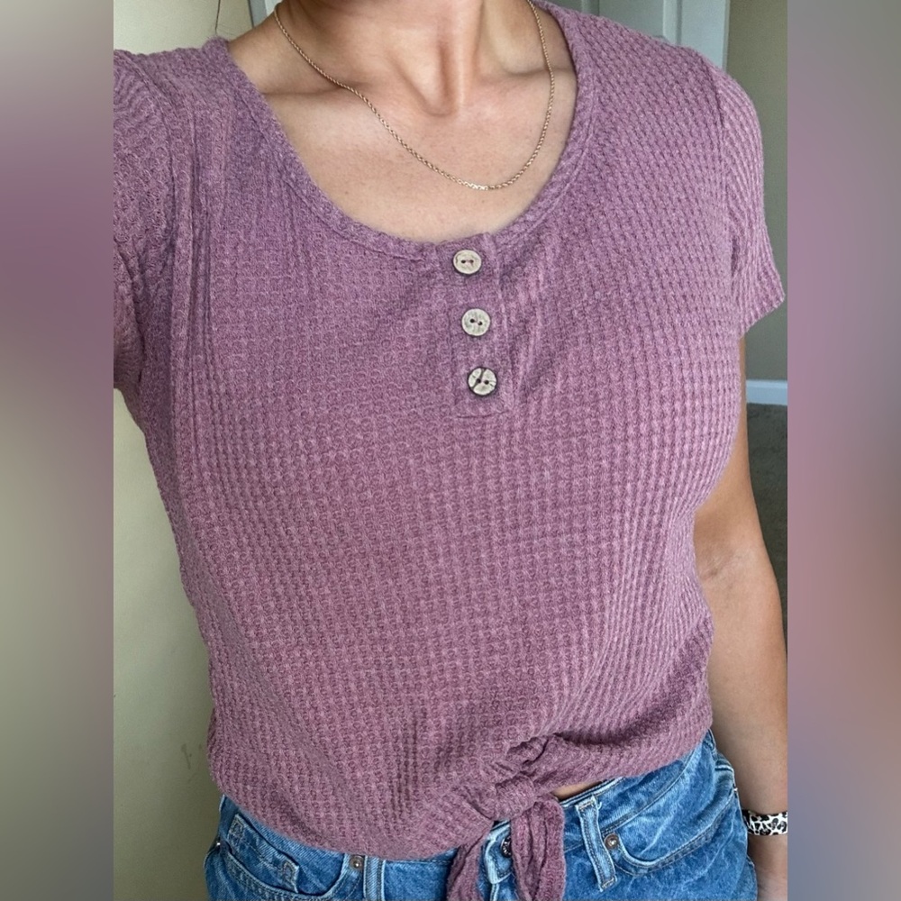 Mauve waffle knit semi-cropped knot tie short sleeve shirt
